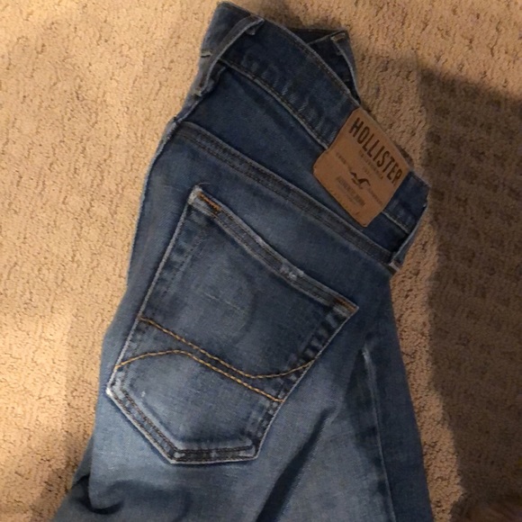 Hollister jeans - Picture 2 of 4